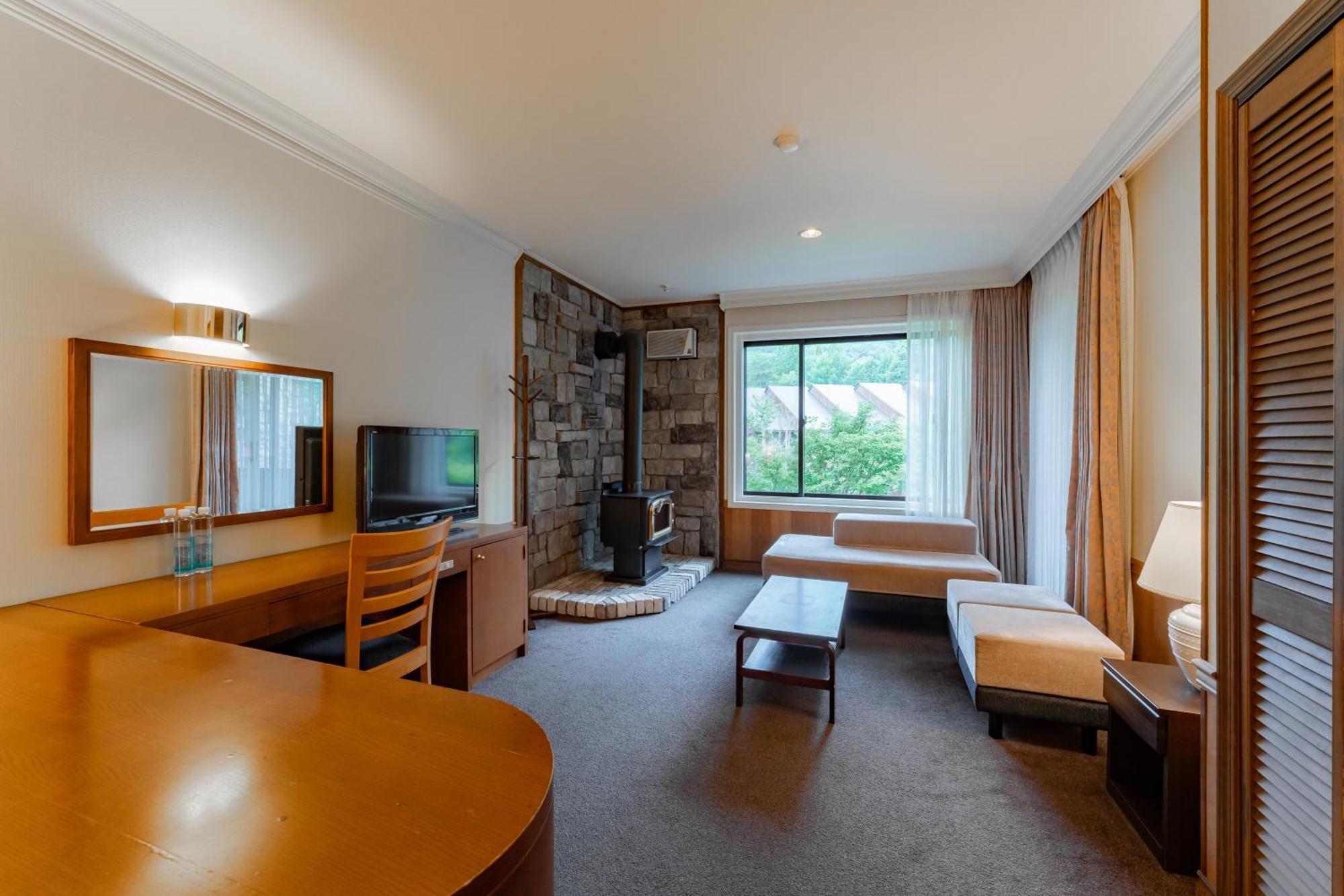 Hotel Sierra Resort Hakuba Buitenkant foto